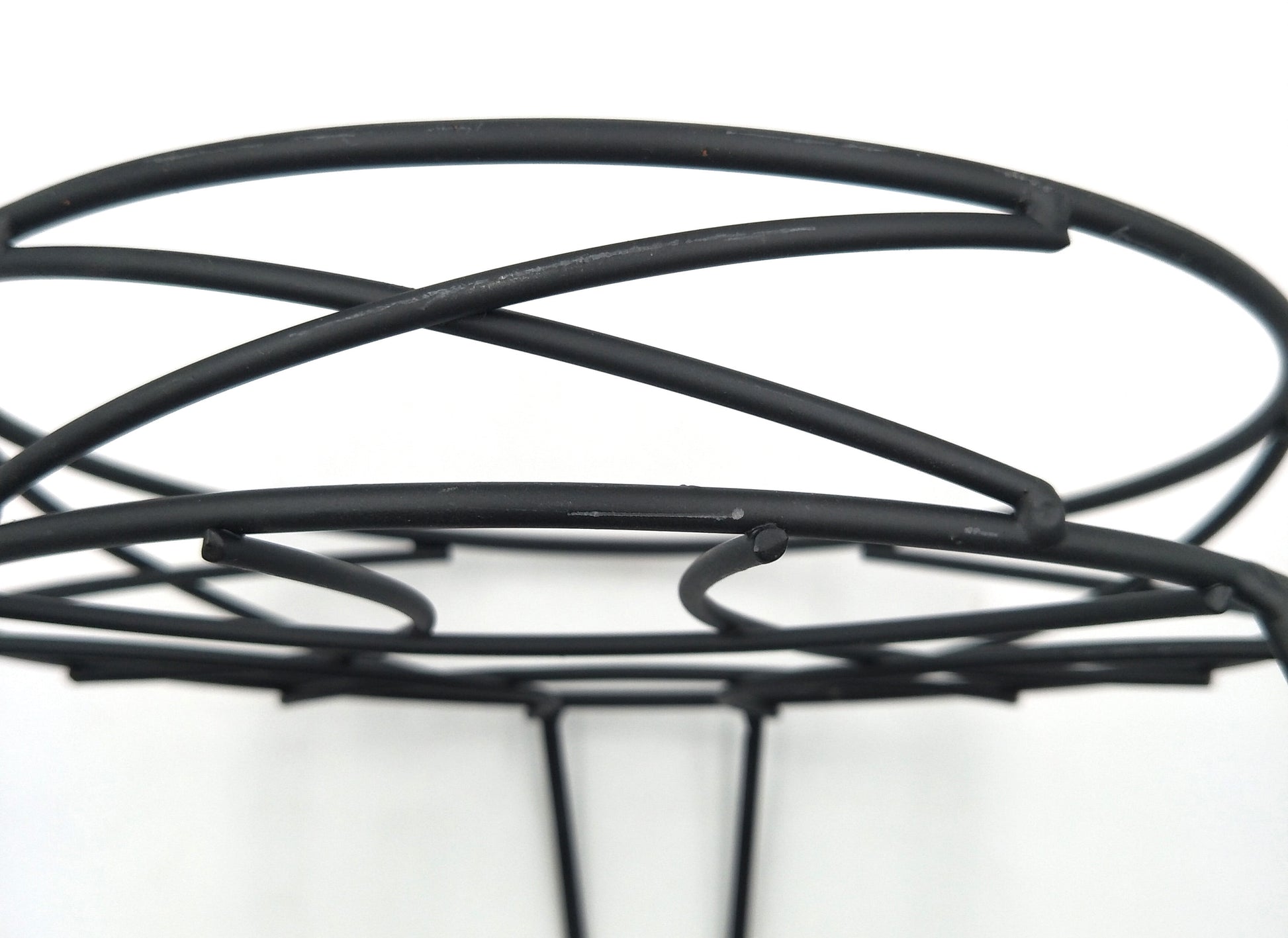 13IN  round Matte Black Metal Plant Stand